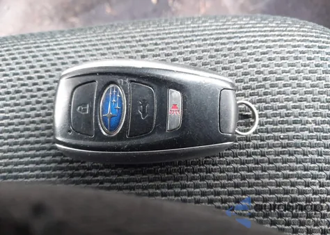 2015 Subaru Xv Crosstrek 2.0I Premium z USA, uszkodzony, nr VIN JF2GPADC3F8242801